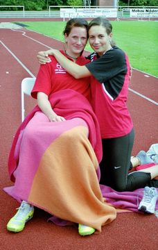 Maike Wilden und Natascha Rother waren mit dem Hochsprung zufrieden