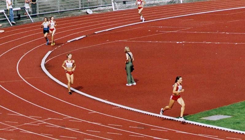 Auch Natascha Rother gewann ihren Lauf in neuer persnlicher Bestzeit von 2:23,94 min.