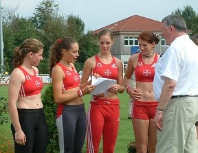 Fuer die Mannschaft des TSV Bayer Leverkusen mit Maike Wilden, Natascha Rother, Katrin Gewinner und Doris Quack hatte es diesmal nicht zu einer Medaille gereicht, aber 4. Platz ist schlielich auch nicht schlecht.