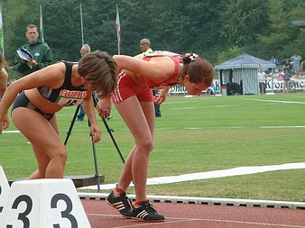 Maike Wilden gelang in 2:24min auch ueber 800m eine pers. Bestleistung